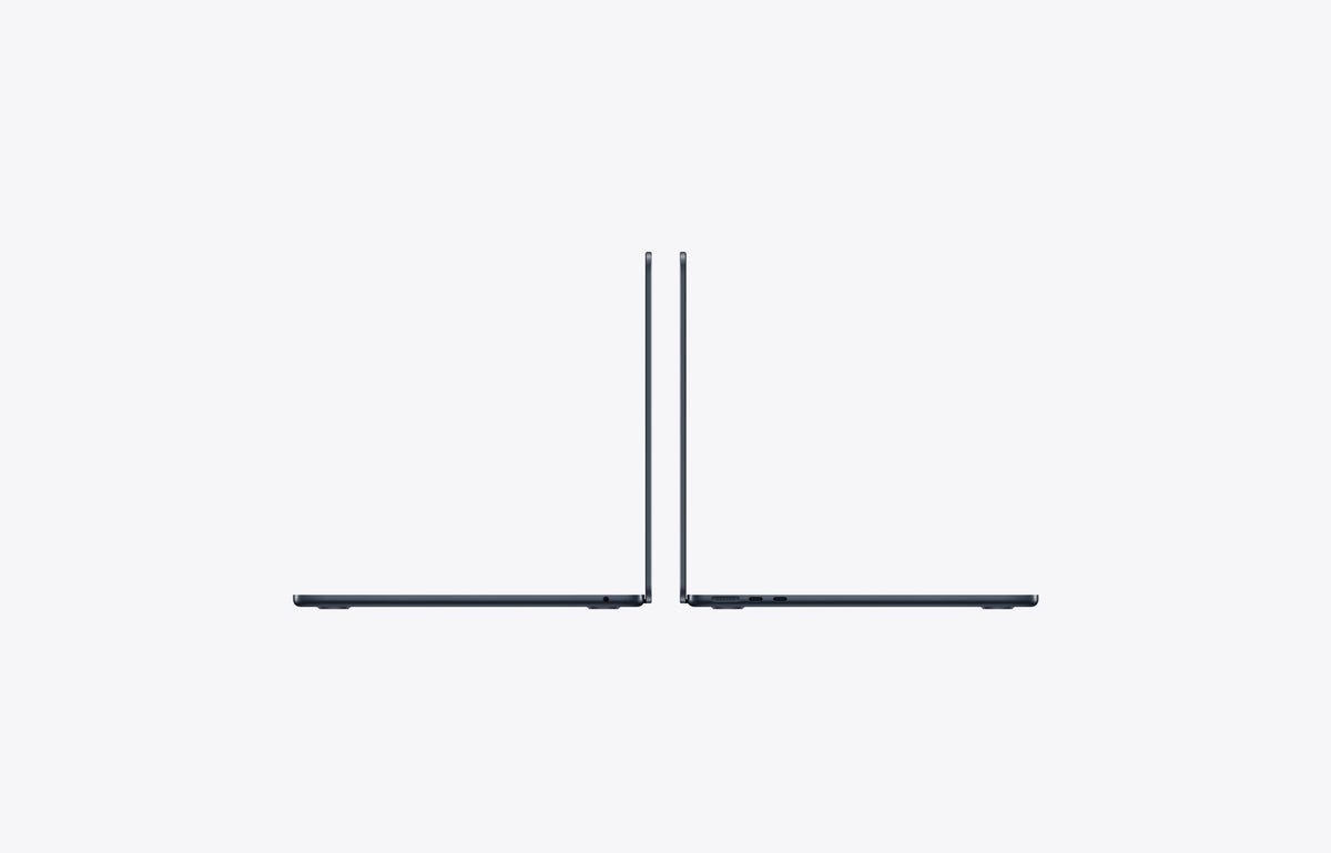 Apple MacBook Air 13" M5 Mitternacht – Seitenansicht